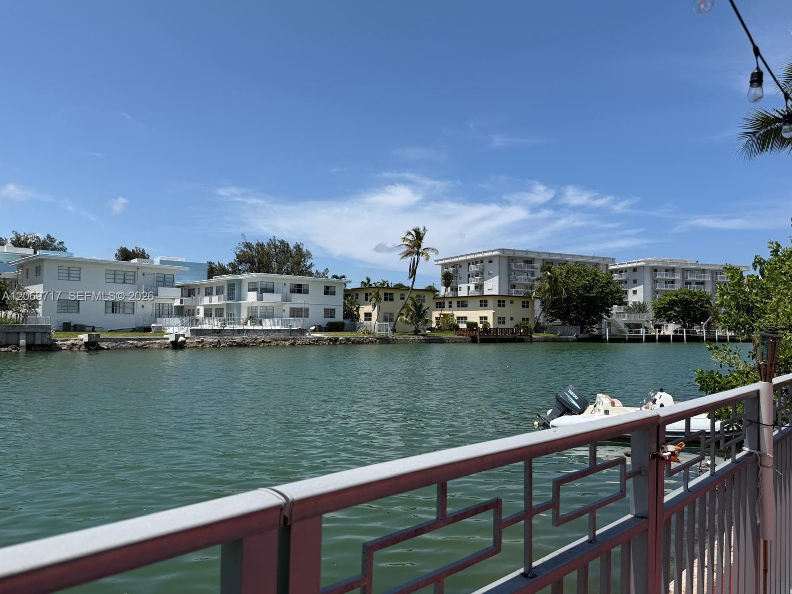 MARSEILLES DECO CONDO · #2 in Miami Beach - Photo 16