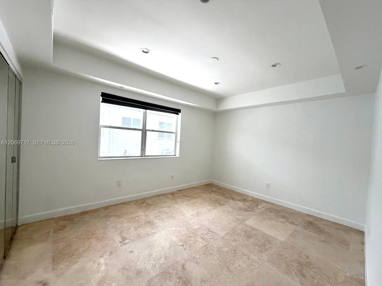 MARSEILLES DECO CONDO · #2 in Miami Beach - Photo 10