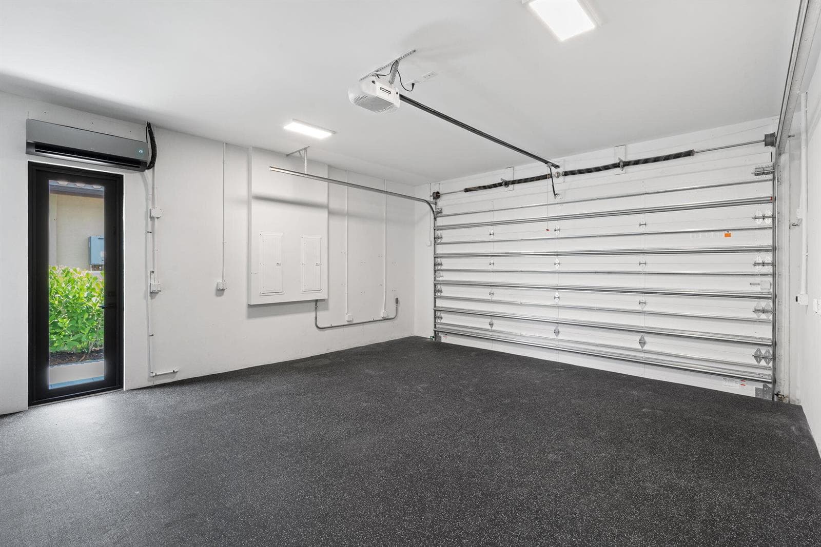 115-web-or-mls-2506 NE 14th St, Fort Lau