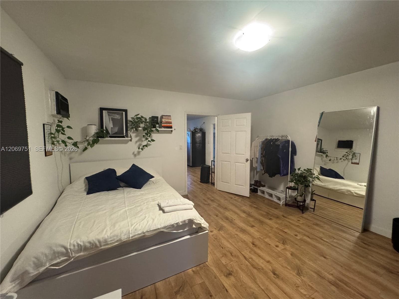 329 NW 44th St #1 photo 3