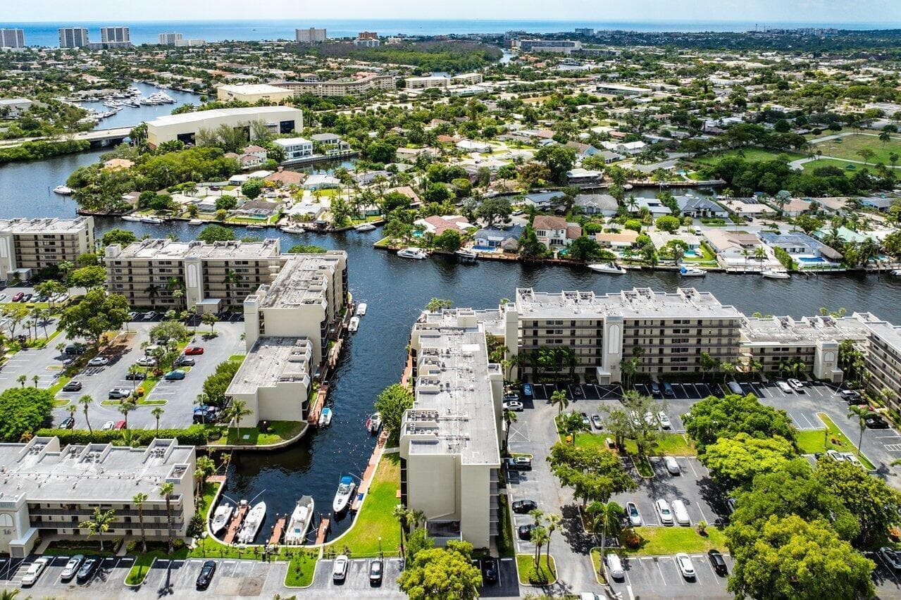 042-17RoyalPalmWay-1050-BocaRaton-FL-334