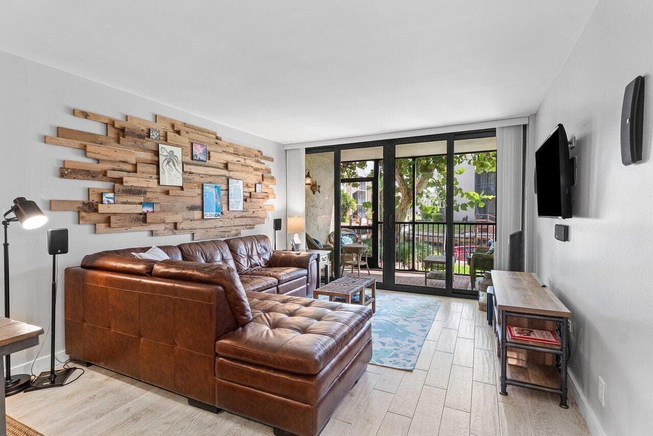 010-17RoyalPalmWay-1050-BocaRaton-FL-334