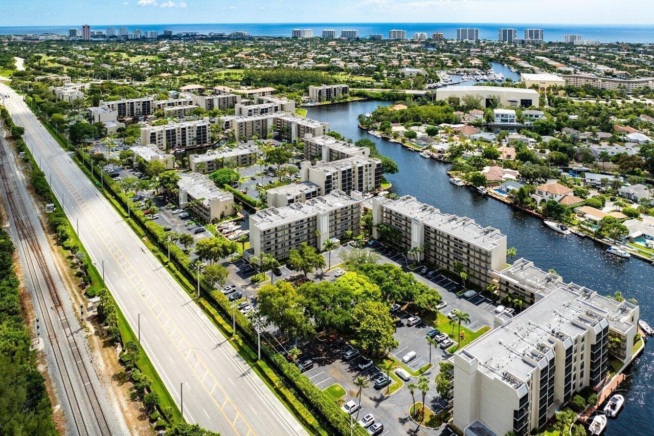 043-17RoyalPalmWay-1050-BocaRaton-FL-334