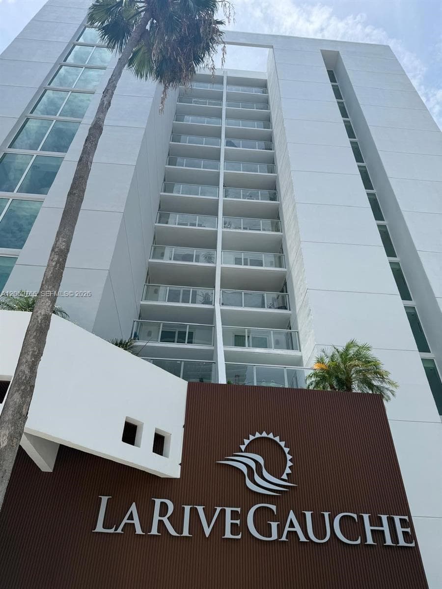 LA RIVE GAUCHE CONDO · #406 in Miami Beach - Photo 5
