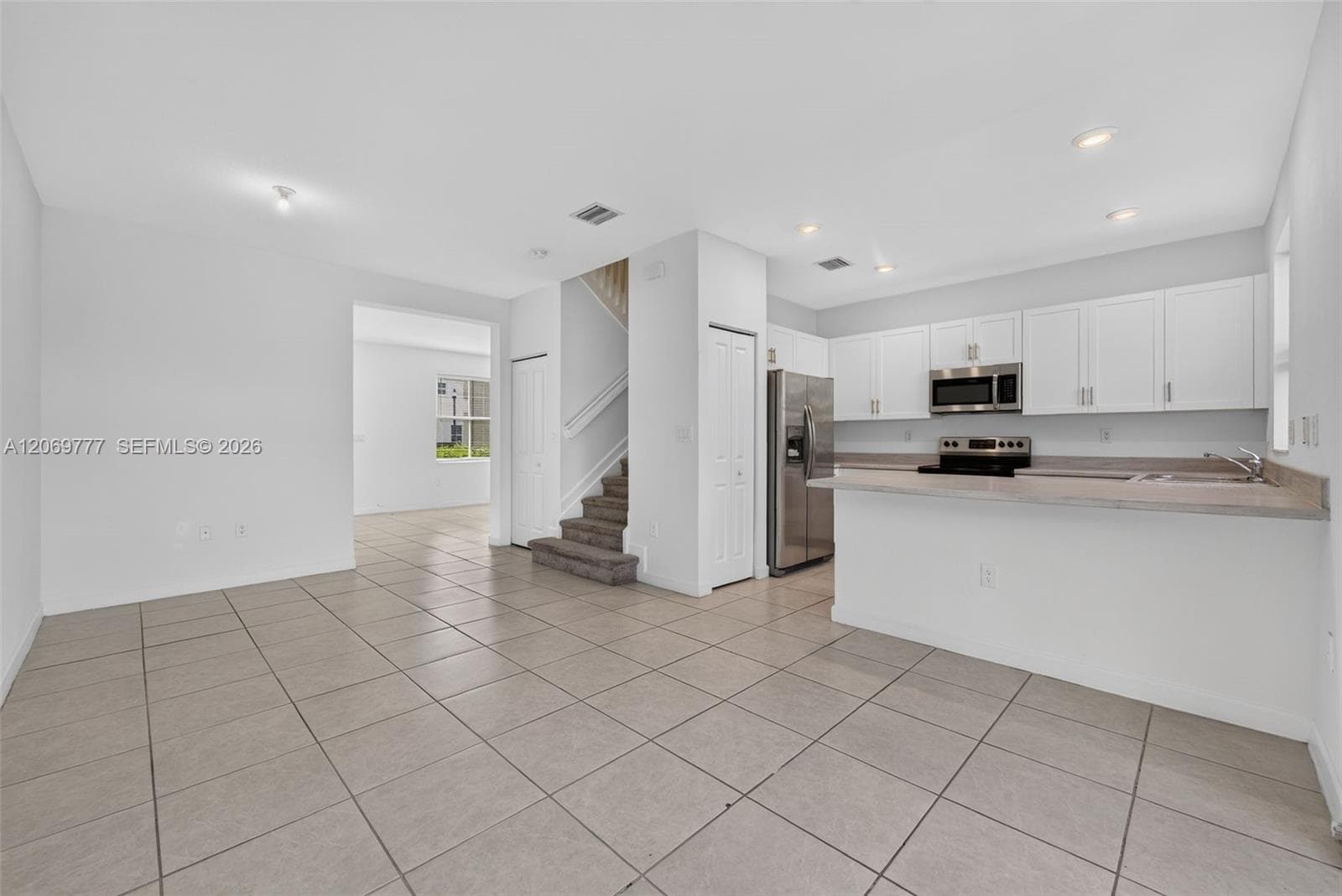1586 SE 27th Ter #1586 photo 7