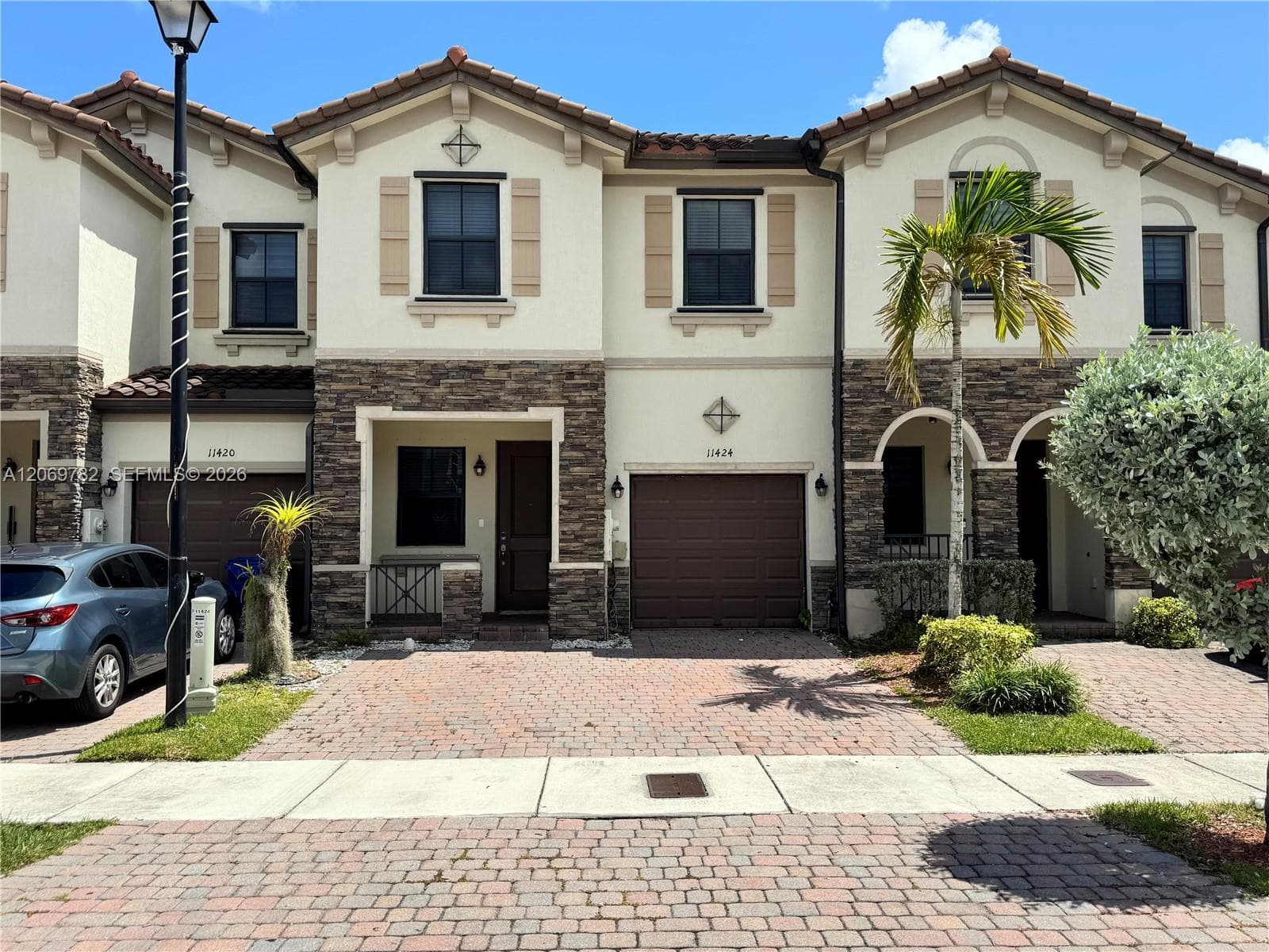 11424 SW 252nd St photo 2