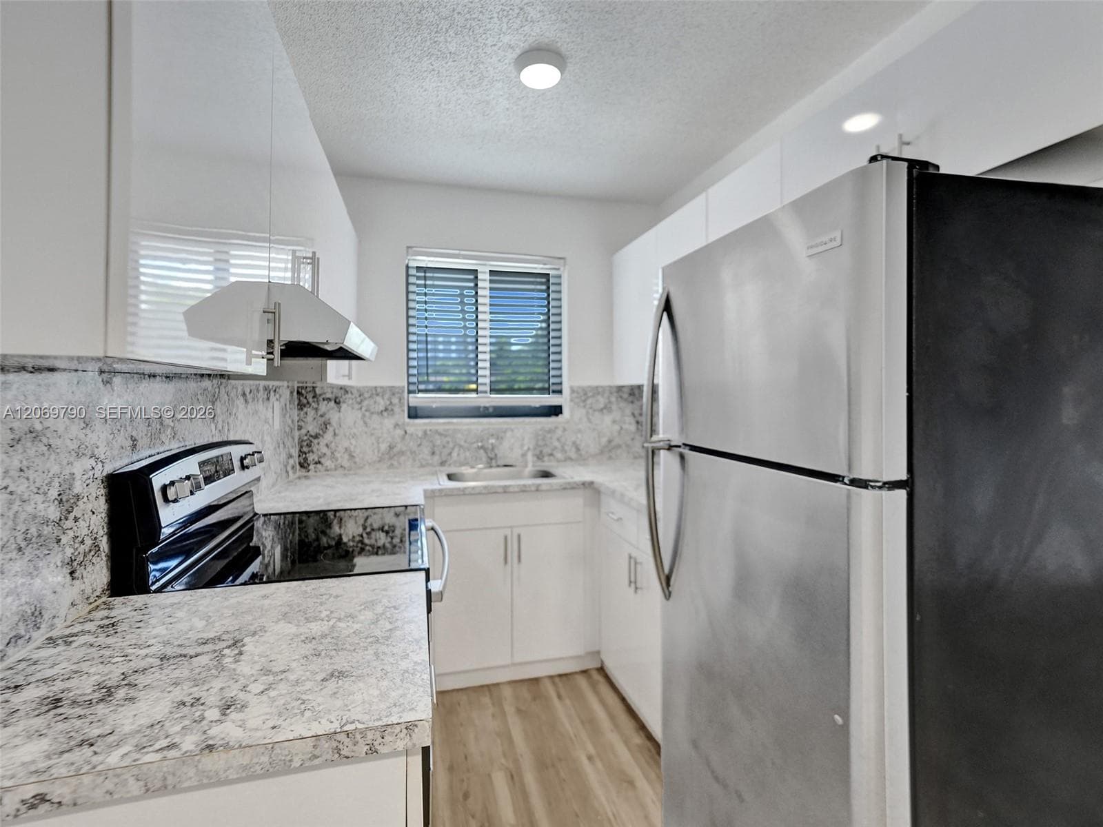 HALLANDALE PARK NO 2 · #203 in Hallandale Beach - Photo 14