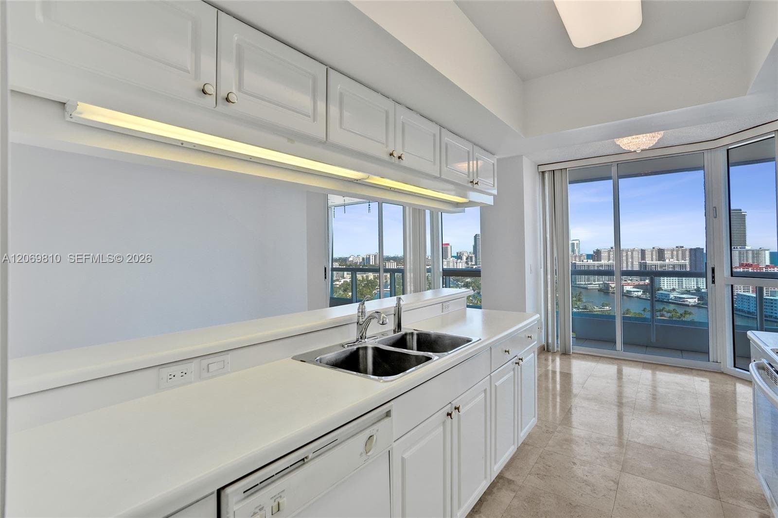 NORTH TOWER AT THE POINT · #2310 in Aventura - Photo 16