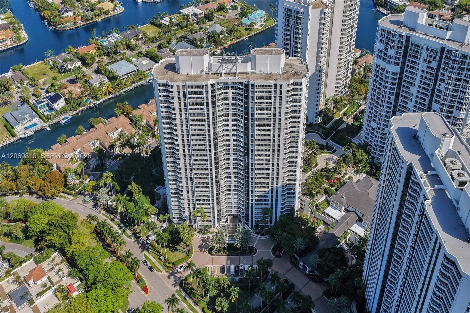 NORTH TOWER AT THE POINT · #2310 in Aventura - Photo 3