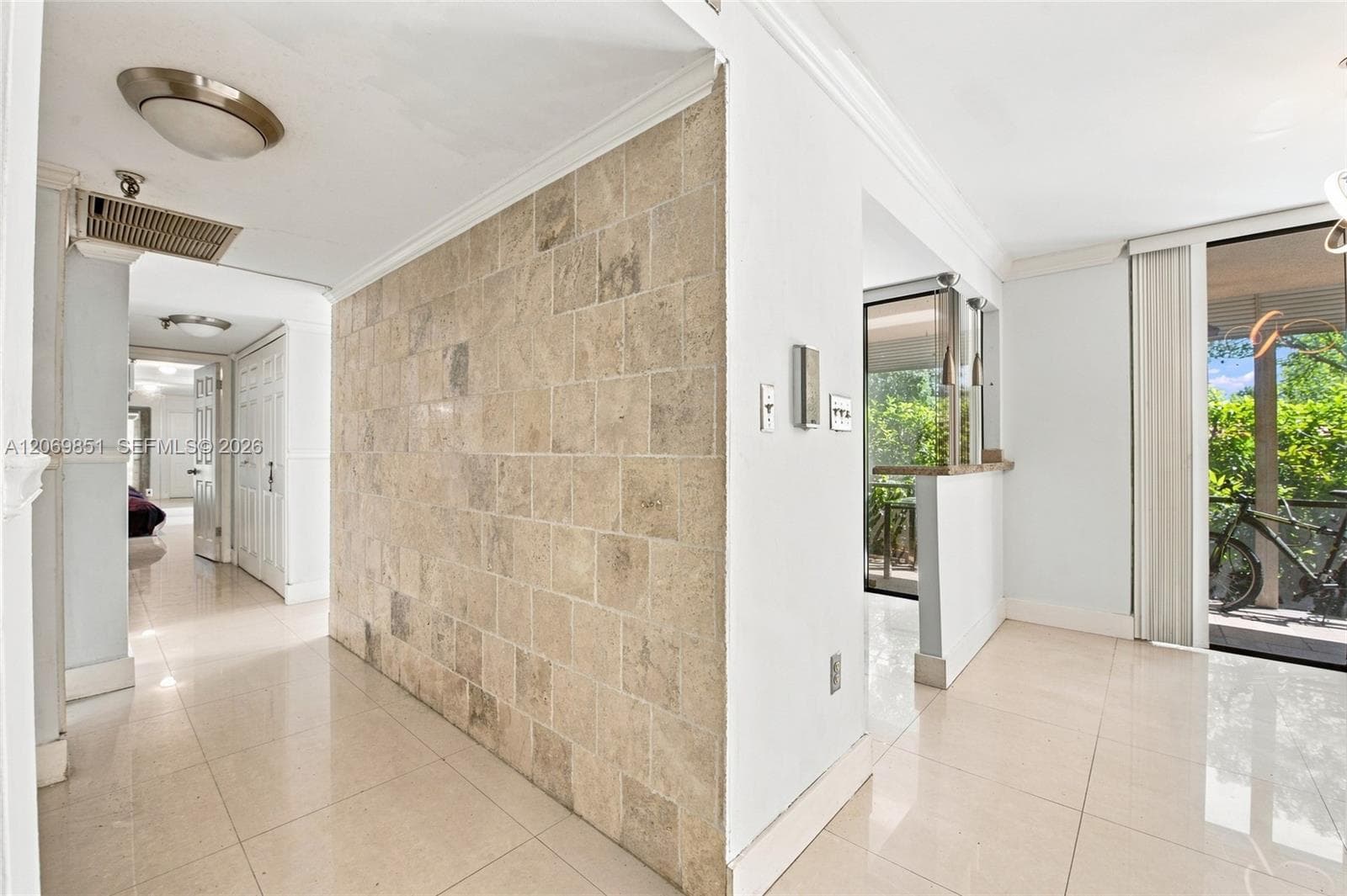 COCO WOOD CONDO · #104 in Miami - Photo 18