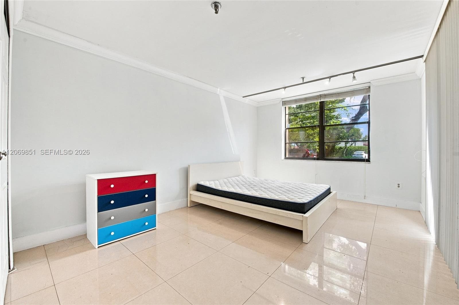 COCO WOOD CONDO · #104 in Miami - Photo 15