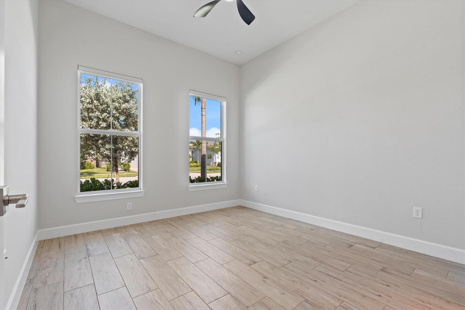 Guest bedroom