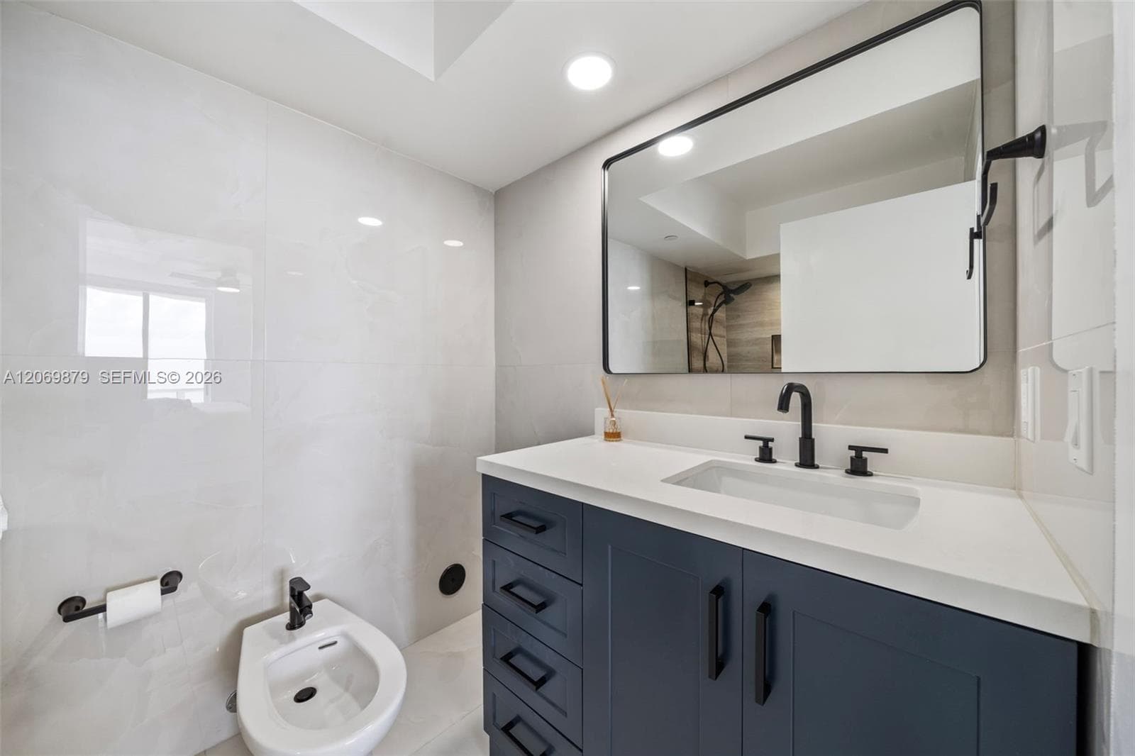 THE GRANDVIEW CONDO · #1204 in Miami Beach - Photo 21