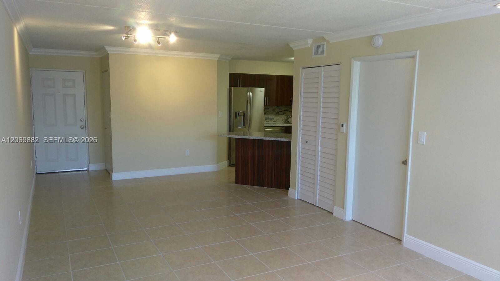 MIRASSOU CONDO · #417 in Hialeah - Photo 3