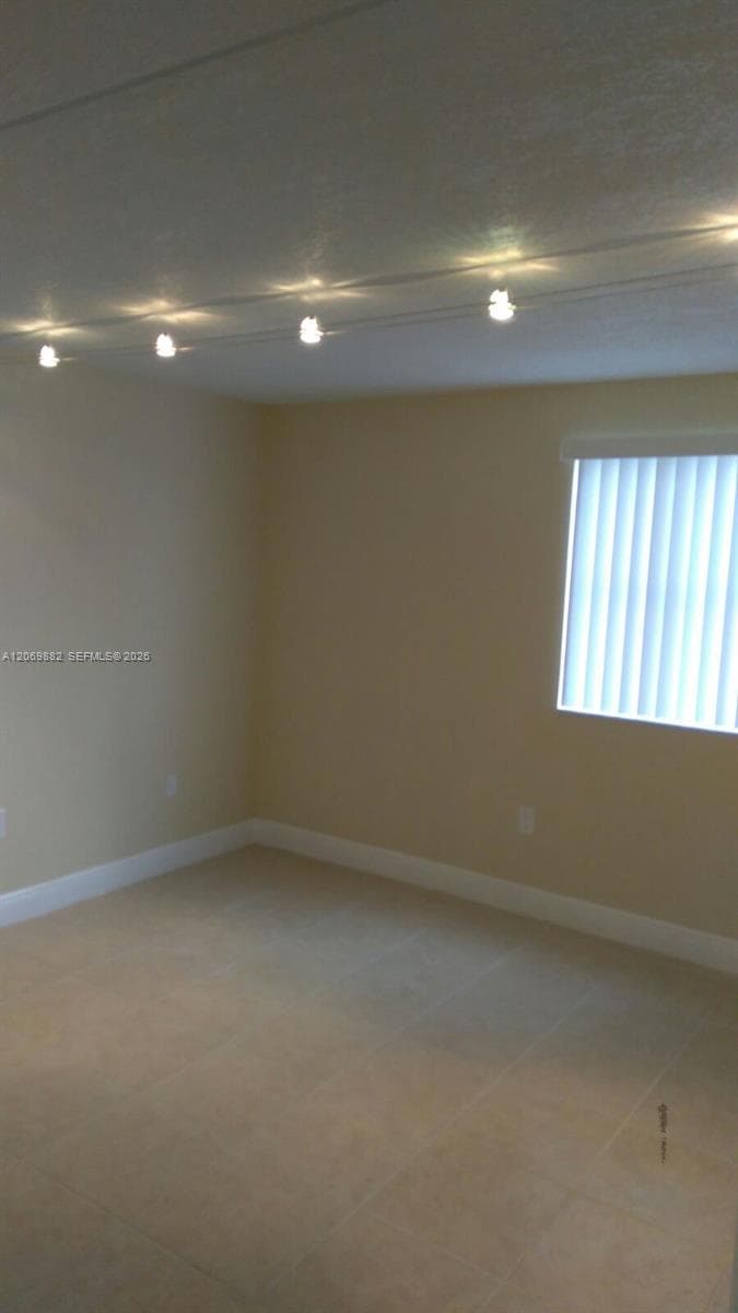 MIRASSOU CONDO · #417 in Hialeah - Photo 9
