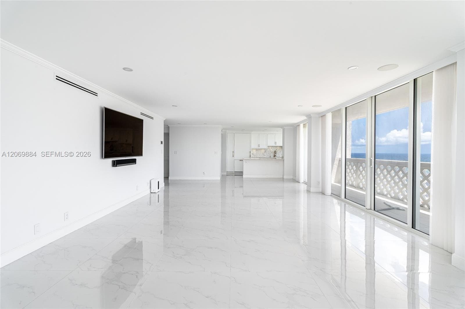 CLOISTER BEACH TOWERS · #11H in Boca Raton - Photo 5