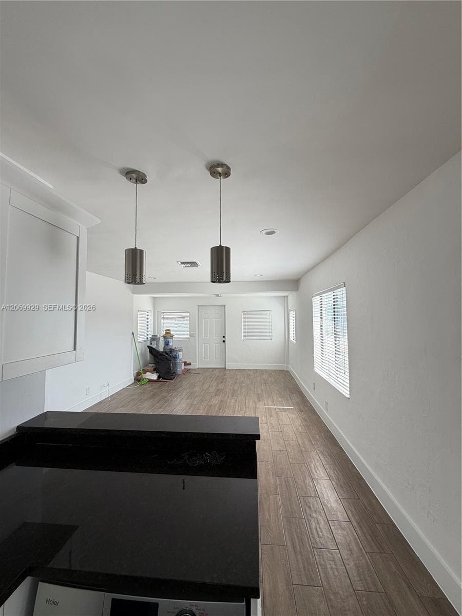 107 W Pembroke Rd #0 photo 7