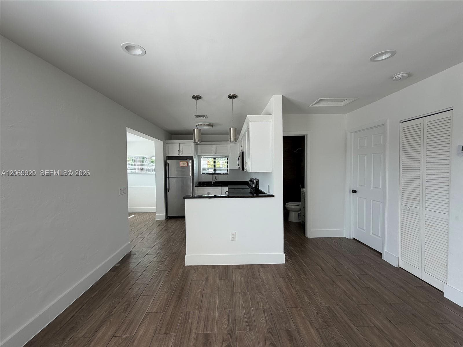 107 W Pembroke Rd #0 photo 14