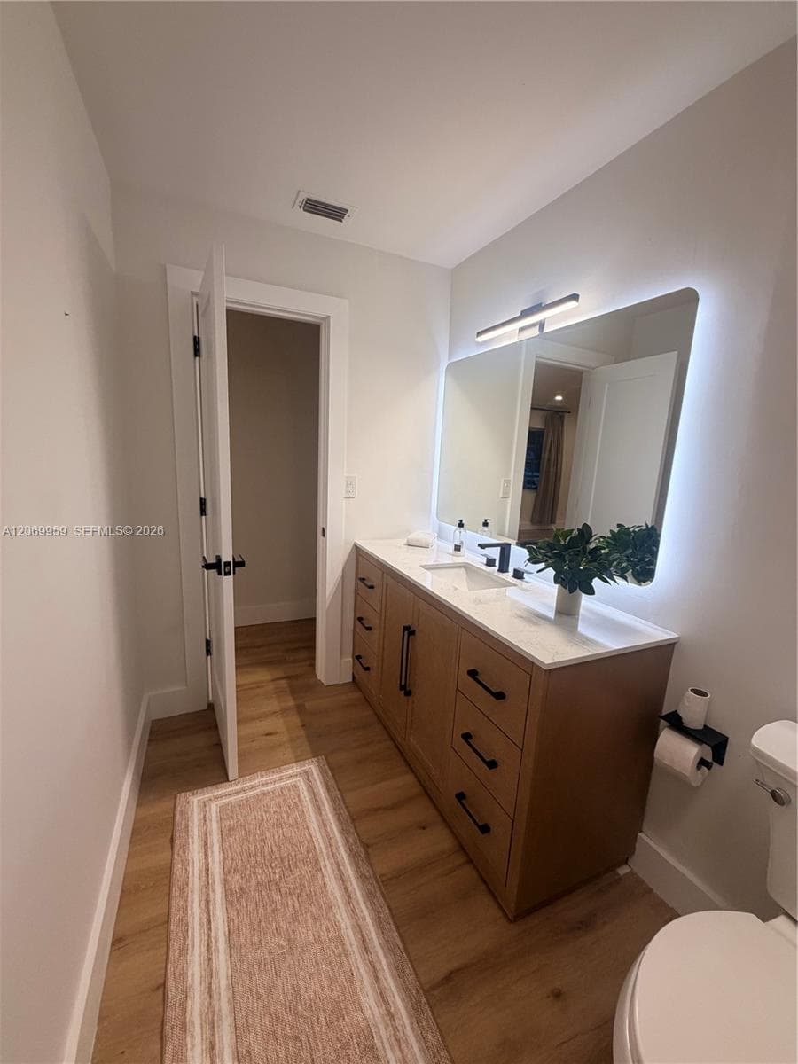 18608 SW 93rd Pl photo 7
