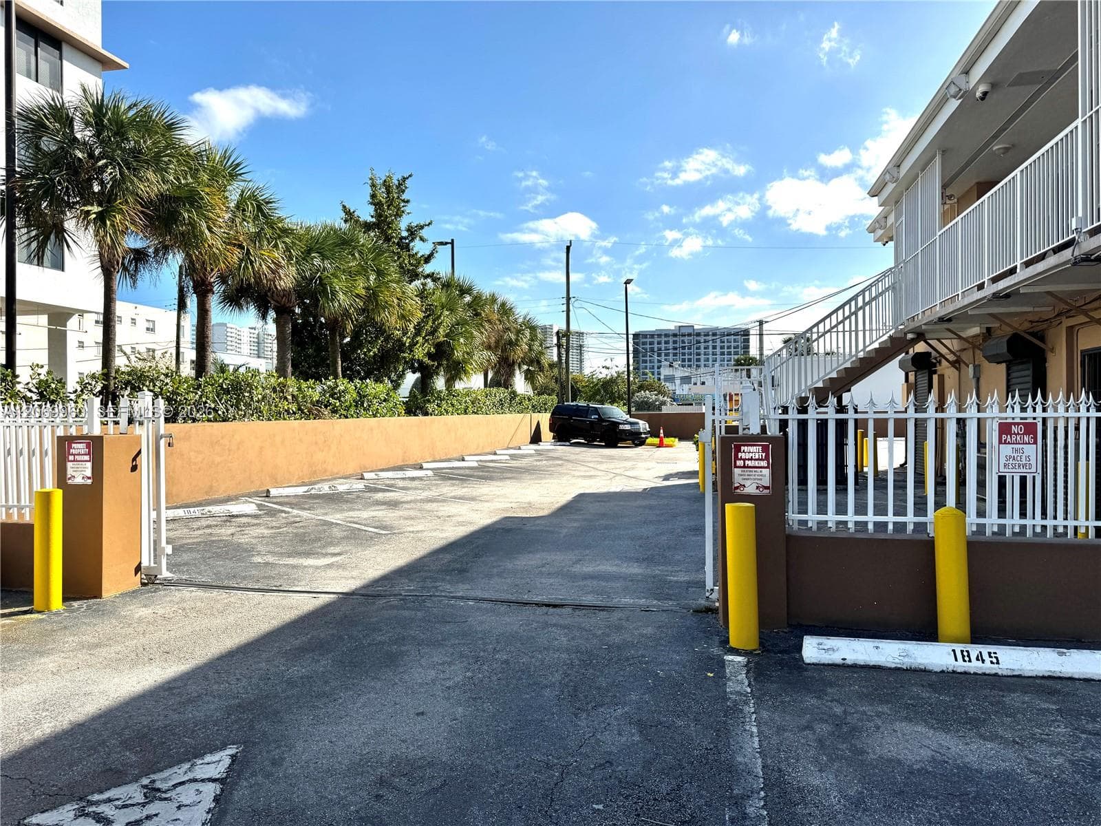 BRADDOCK SUB NO 4 · #1666 in Miami - Photo 4