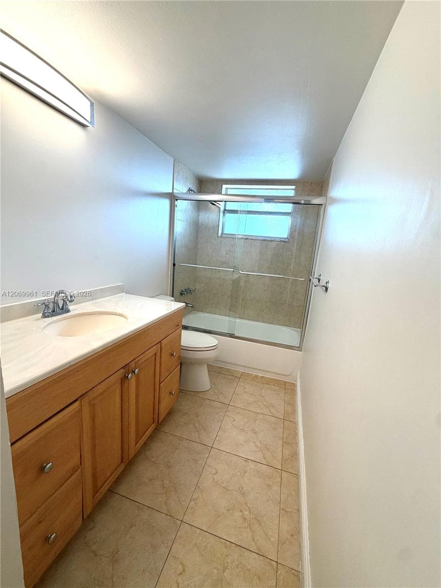 Guest/Hall Bathroom