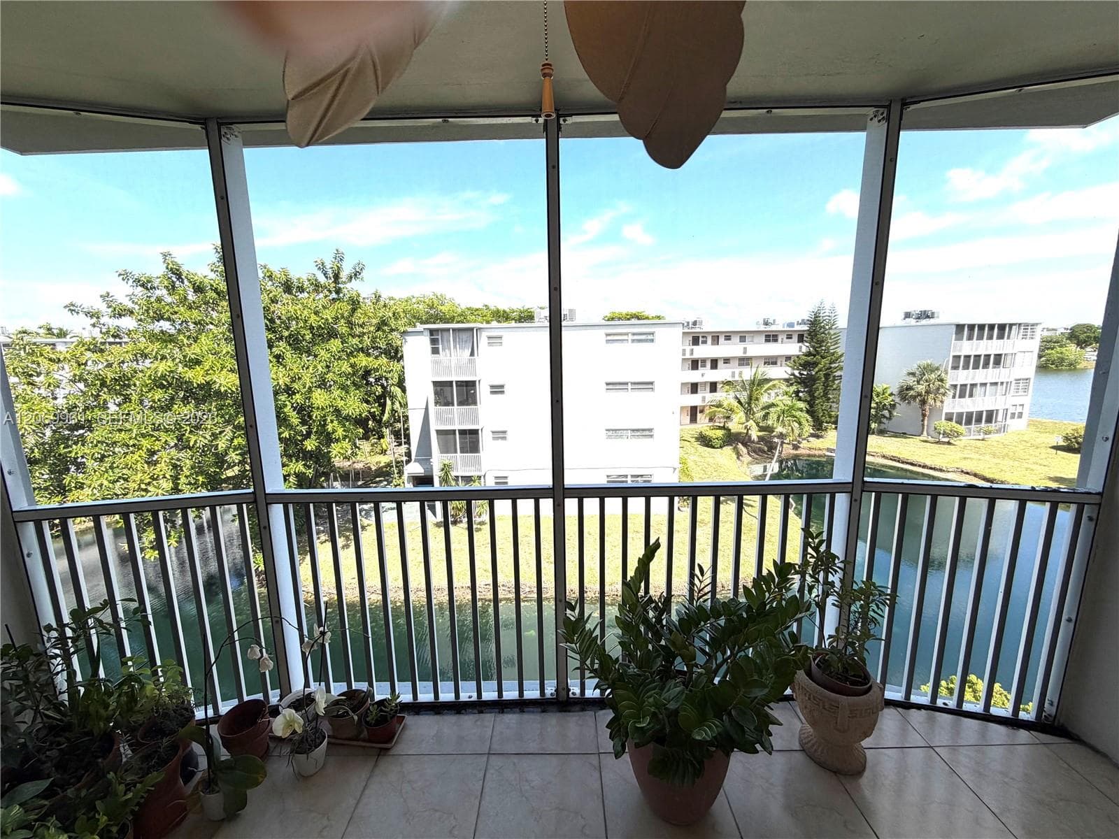 JADE WINDS GROUP ALLAMAND · #406-1 in Miami - Photo 1