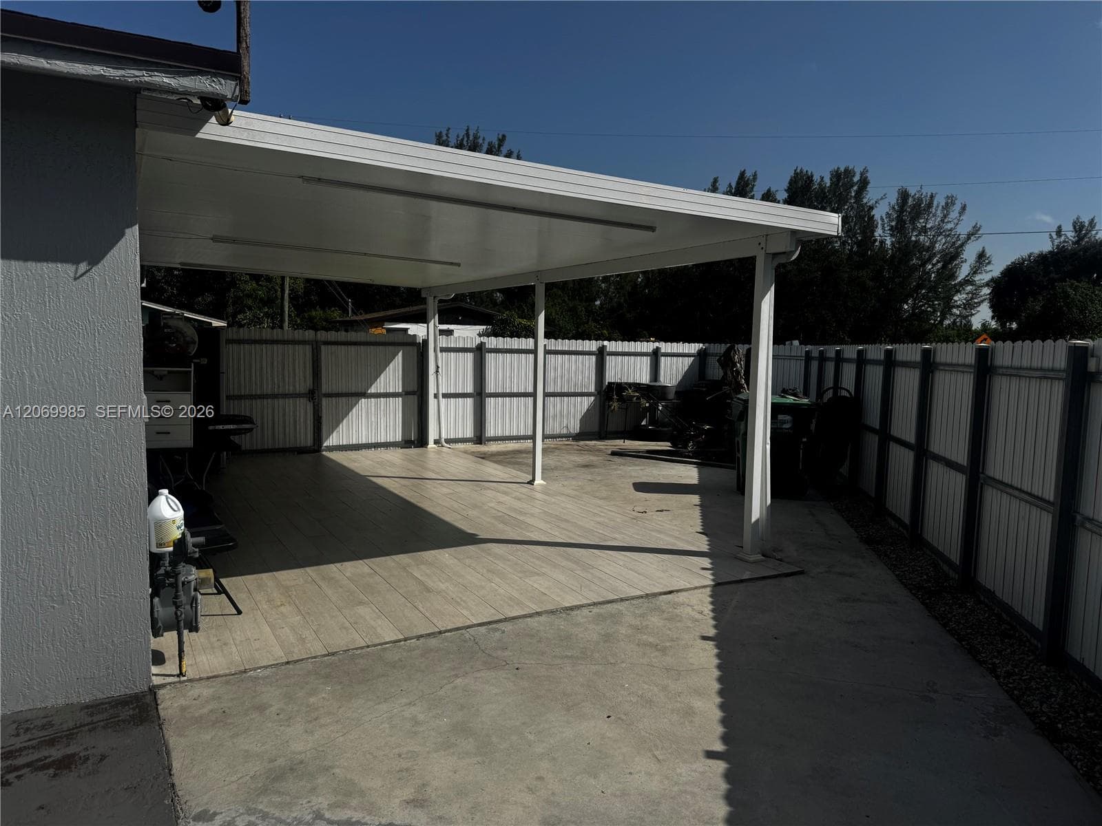 15200 Railroad Dr photo 14