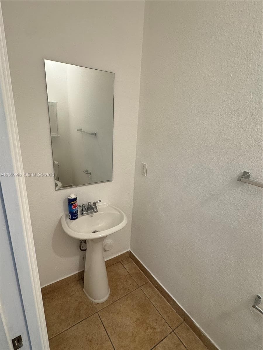 CORONADO AT DORAL III · #208 in Doral - Photo 16
