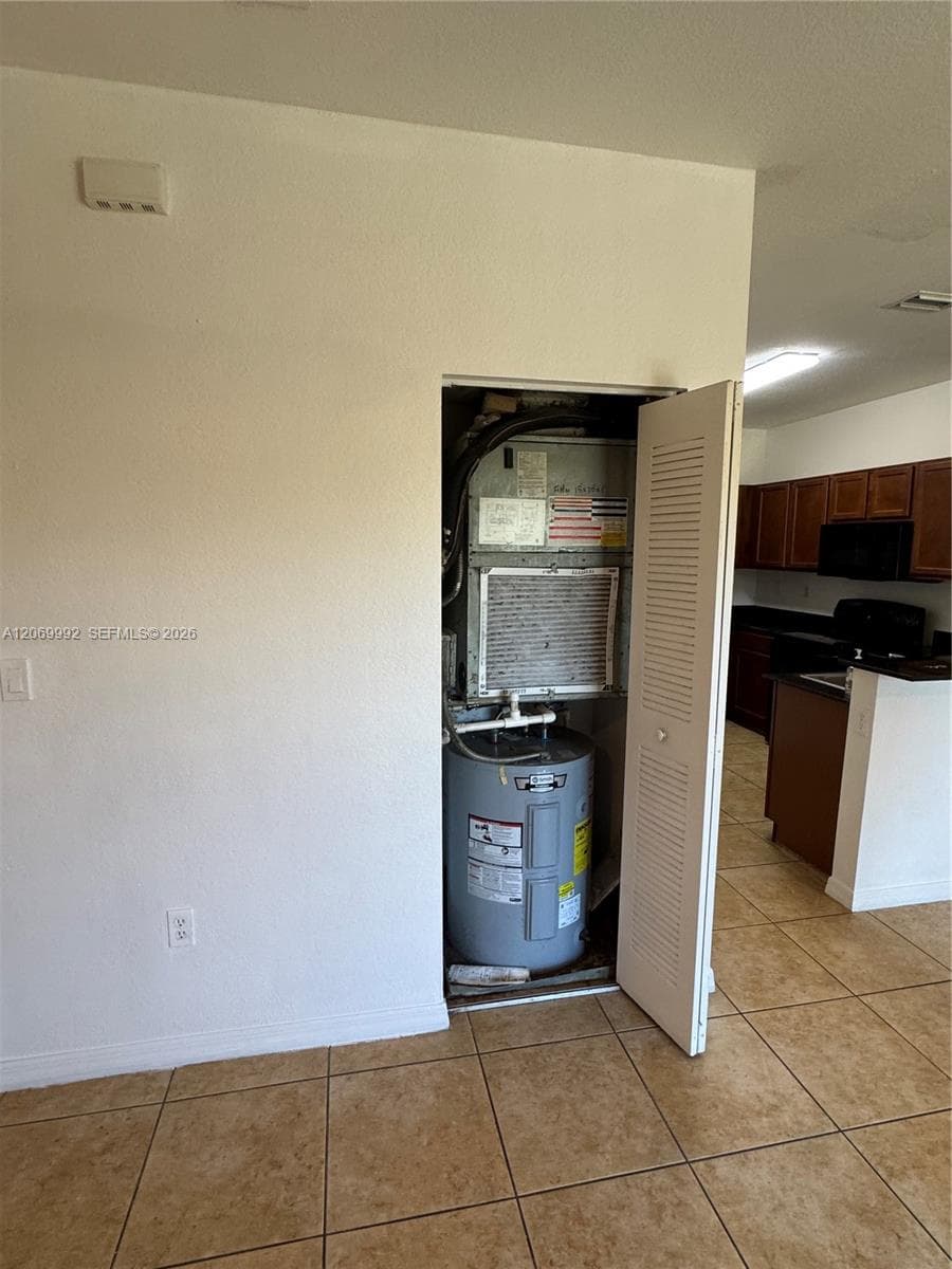 CORONADO AT DORAL III · #208 in Doral - Photo 14