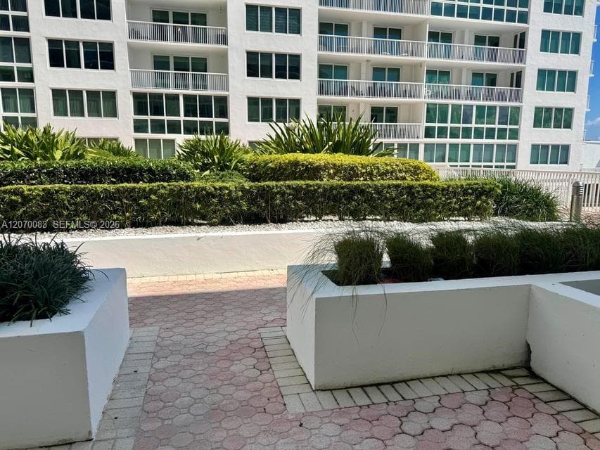 Carriage House Condo · #144 in Miami Beach - Photo 34