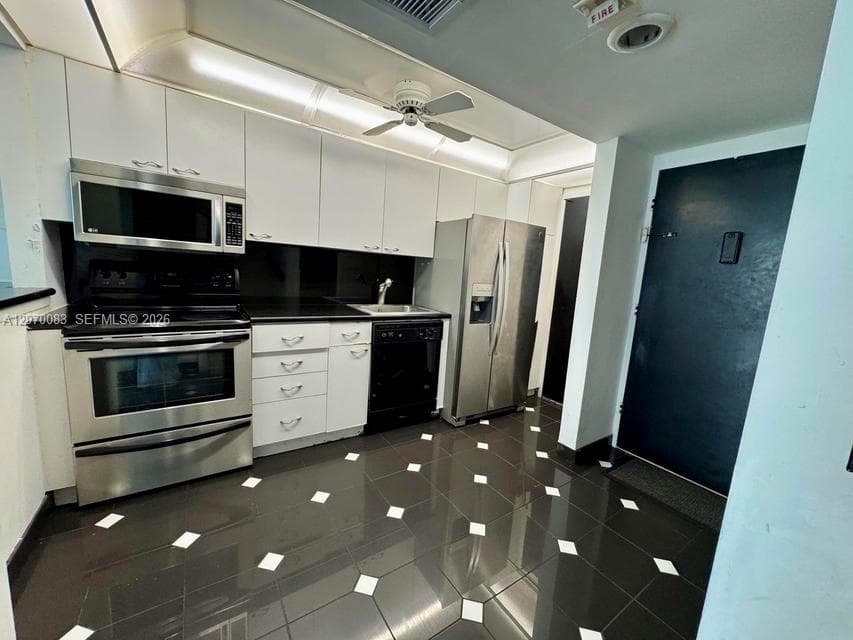 Carriage House Condo · #144 in Miami Beach - Photo 29