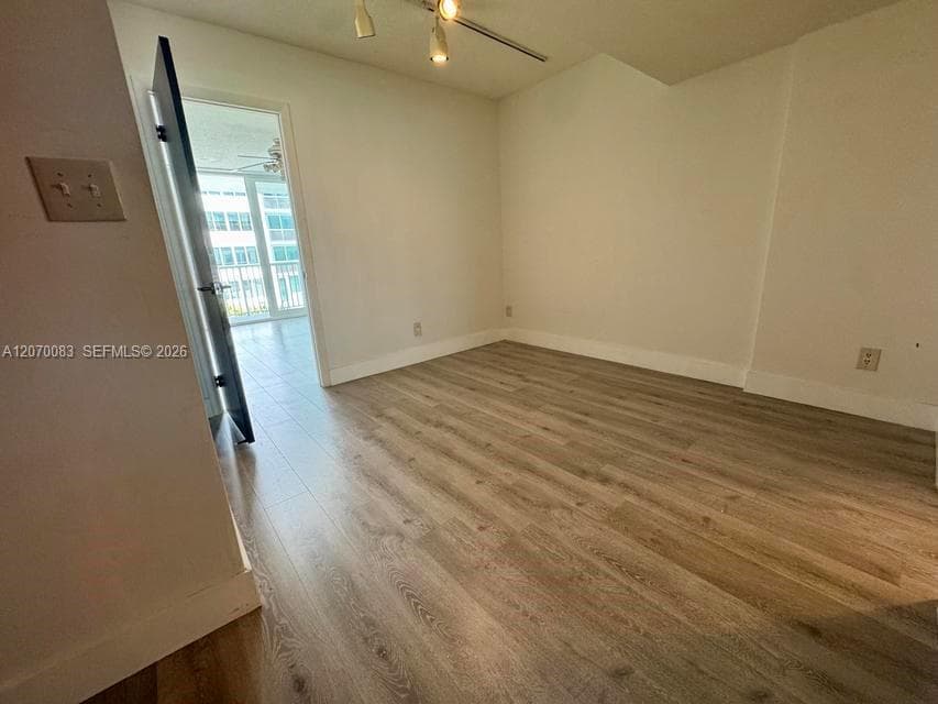 Carriage House Condo · #144 in Miami Beach - Photo 25