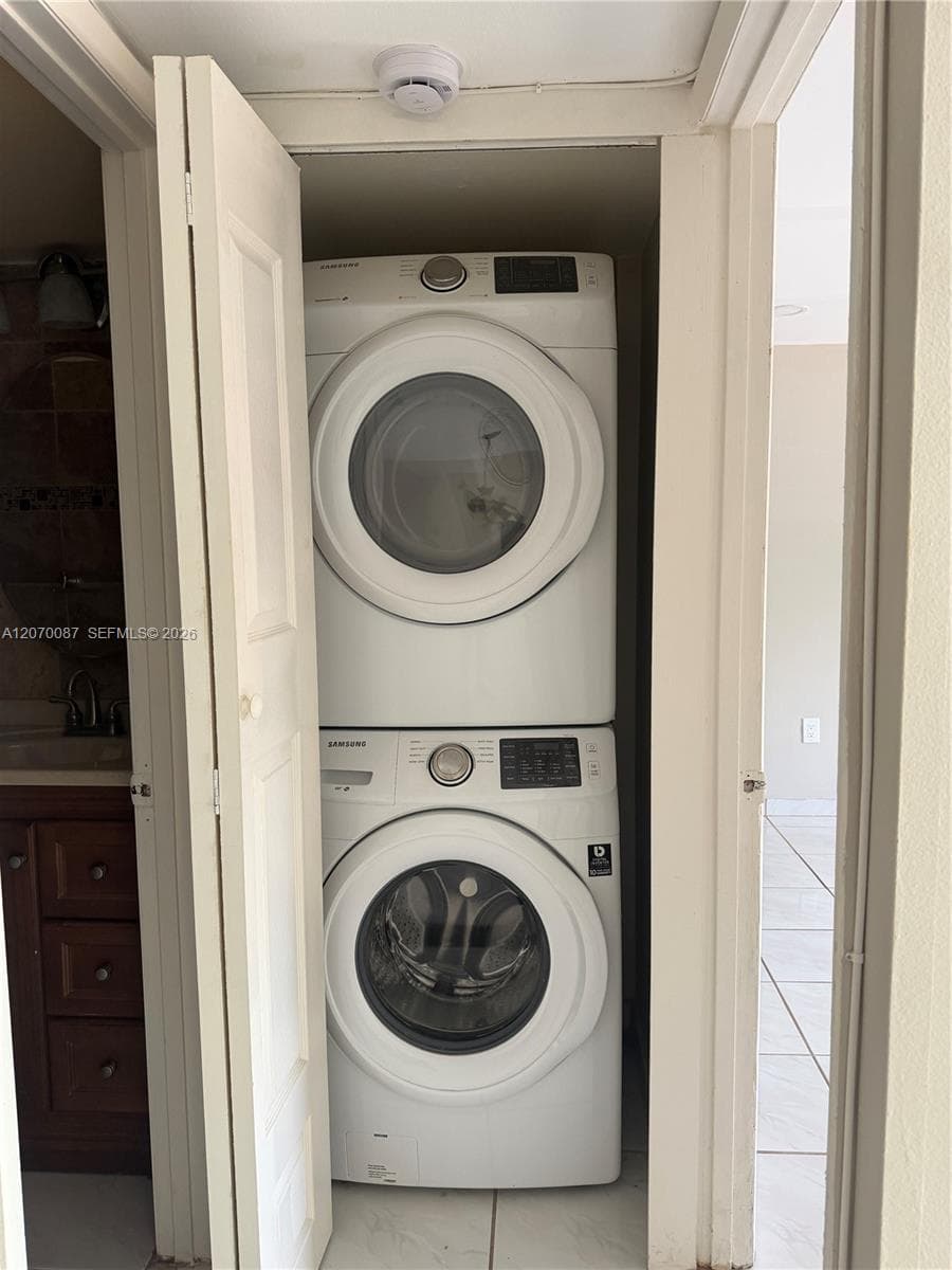Coral way manor condo · #103 in Miami - Photo 6