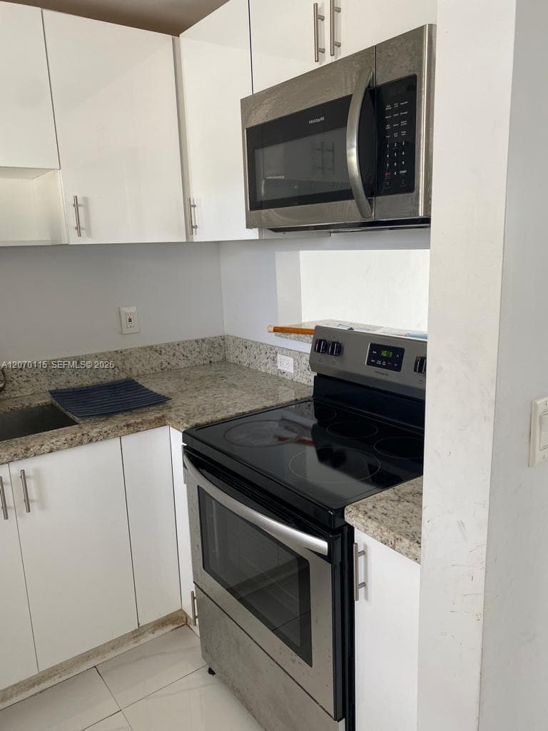 POINT EAST SEC II CONDO · #G408 in Aventura - Photo 3