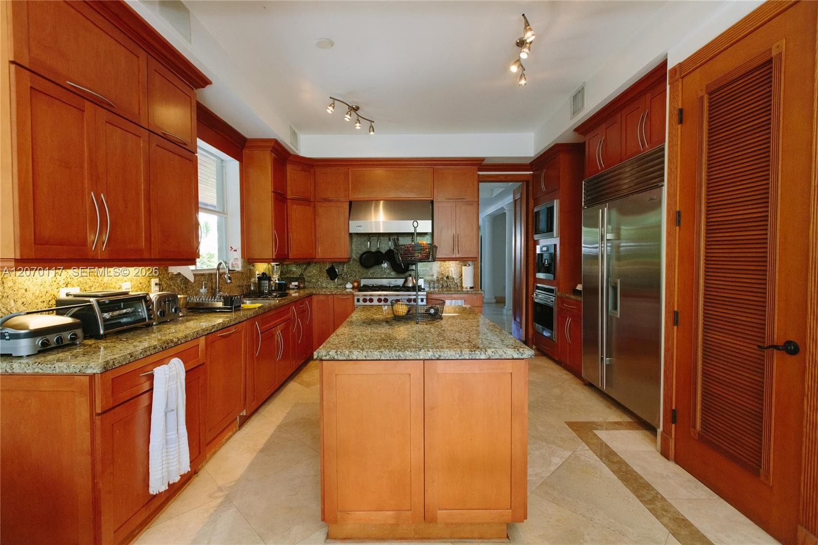 335 W Enid Dr photo 10