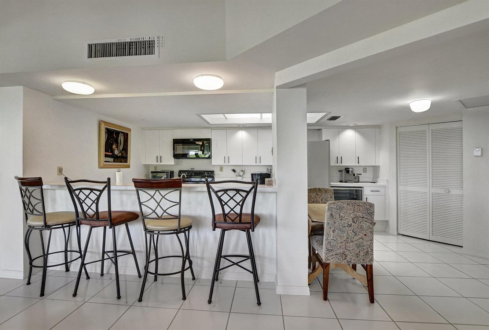 Kitchen bar stools