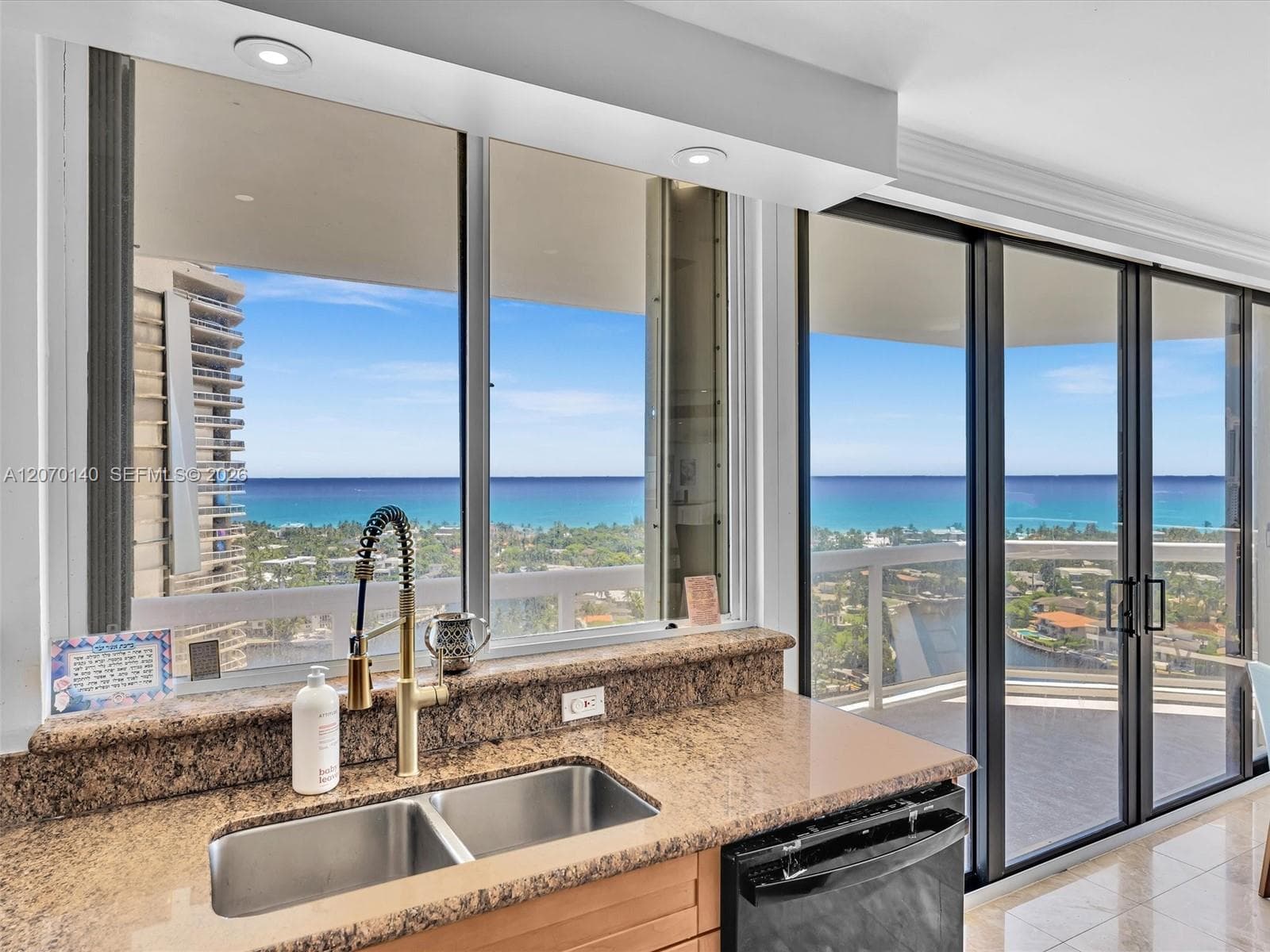 The Landmark · #2101 in Aventura - Photo 39