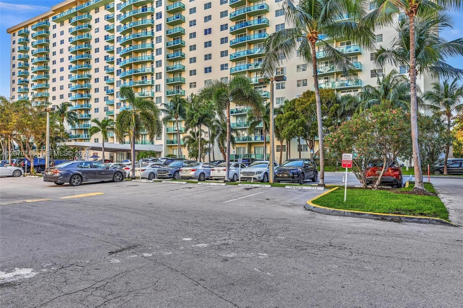 OCEANVIEW BUILDING A COND · #908 in Sunny Isles Beach - Photo 2