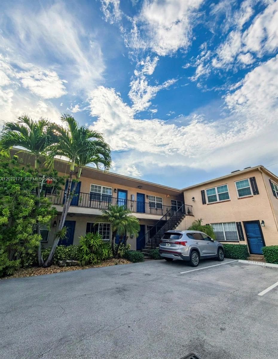 CAPRI WEST CONDO · #9 in Fort Lauderdale - Photo 11