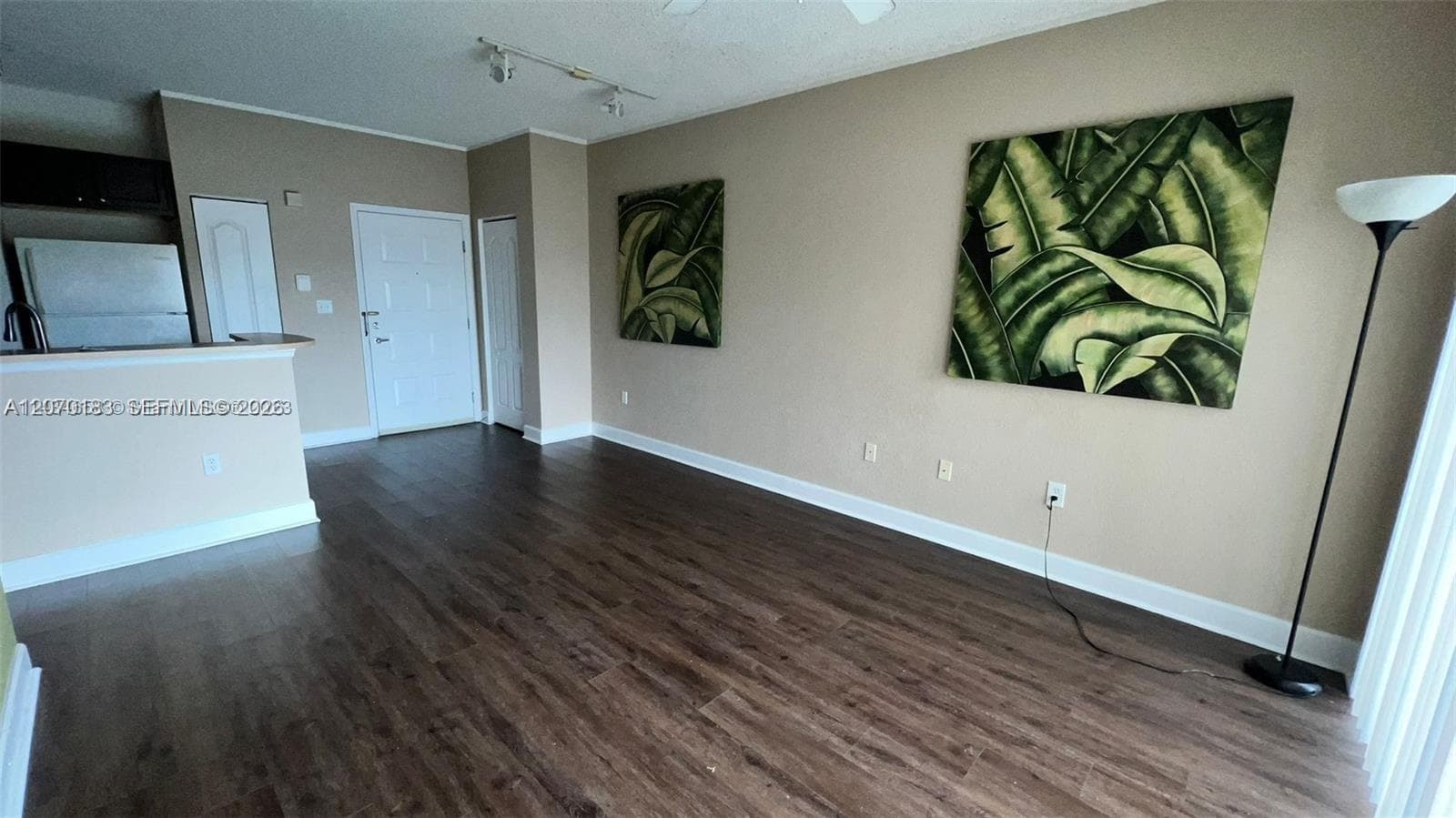 Valencia Condo · #625 in South Miami - Photo 5