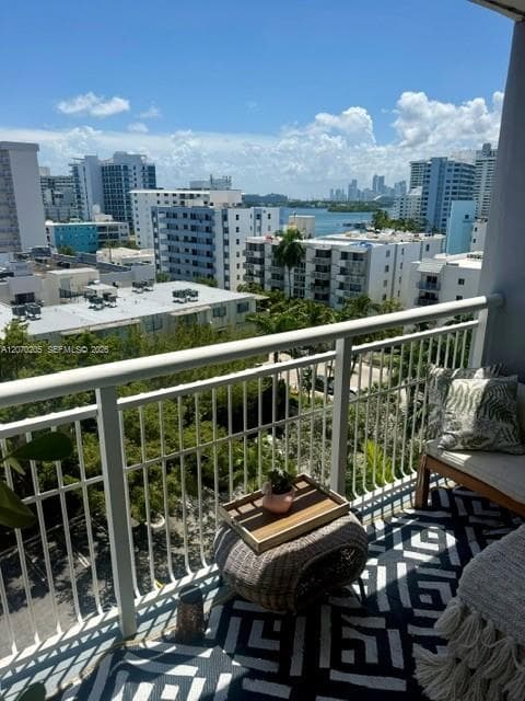 West Bay Plaza · #906 in Miami Beach - Photo 3