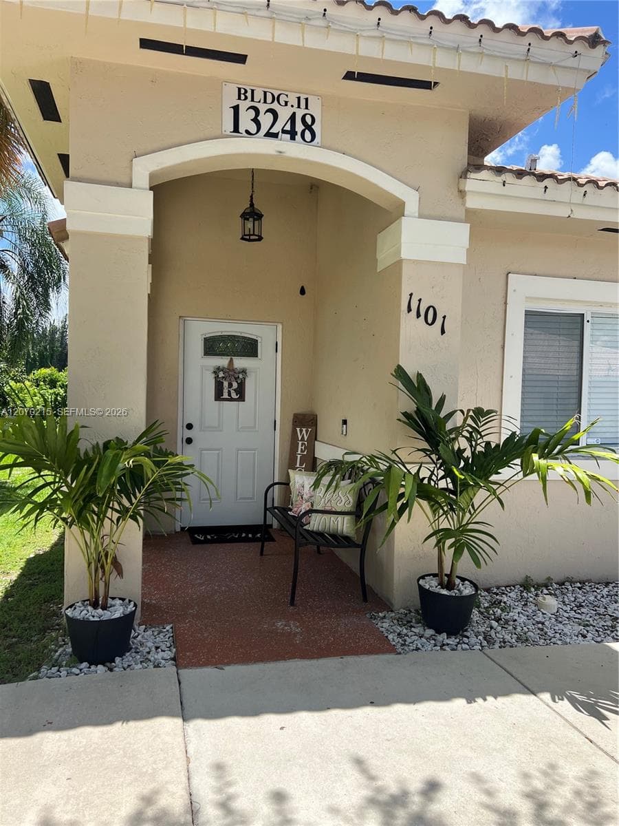 13248 Old Biscayne Dr #1101 photo 2
