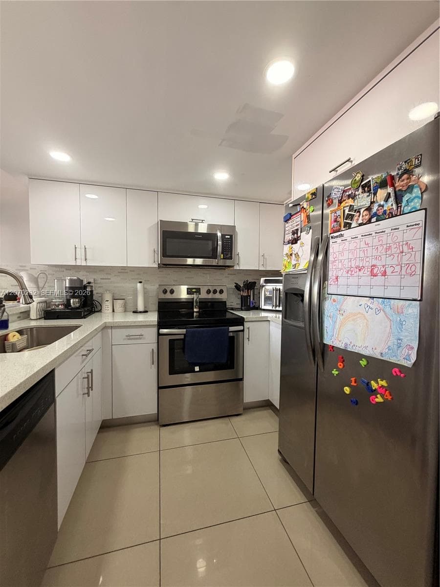 12241 SW 16th Ter # K #102-K photo 9