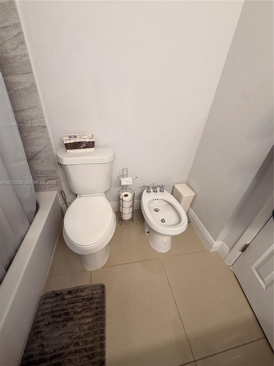 12241 SW 16th Ter # K #102-K photo 24