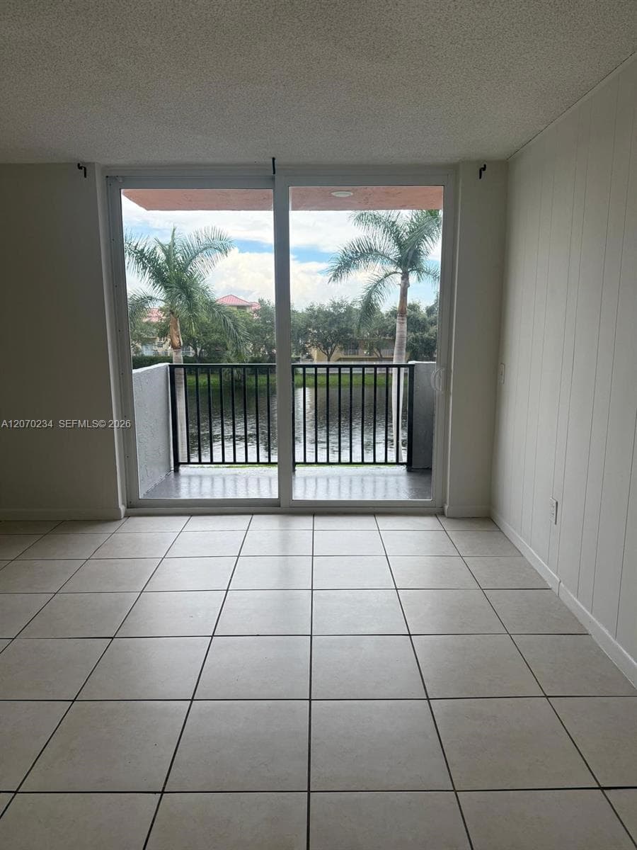 INLAND TOWERS CONDO · #302 in North Miami Beach - Photo 11