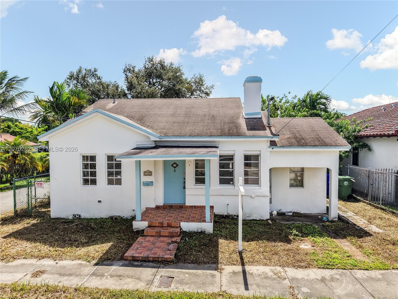 2100 SW 25th St photo 2