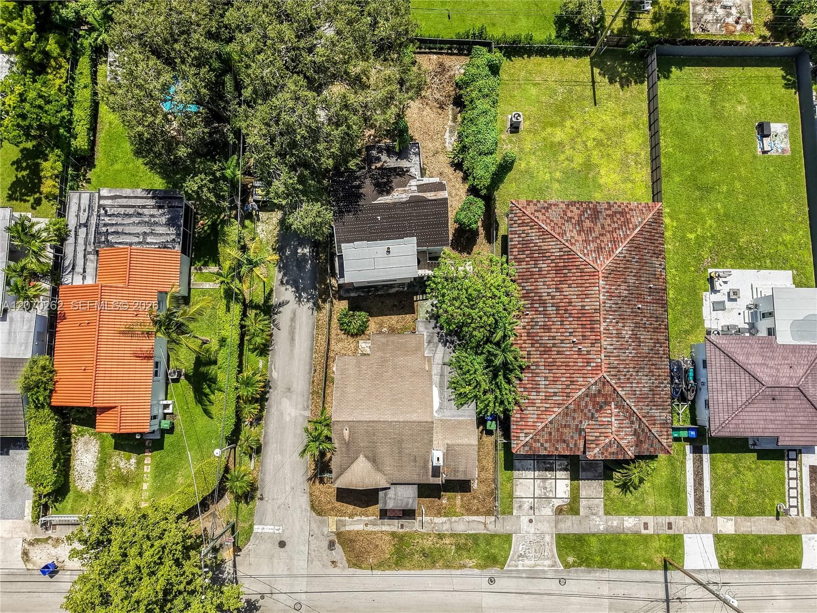 2100 SW 25th St photo 5