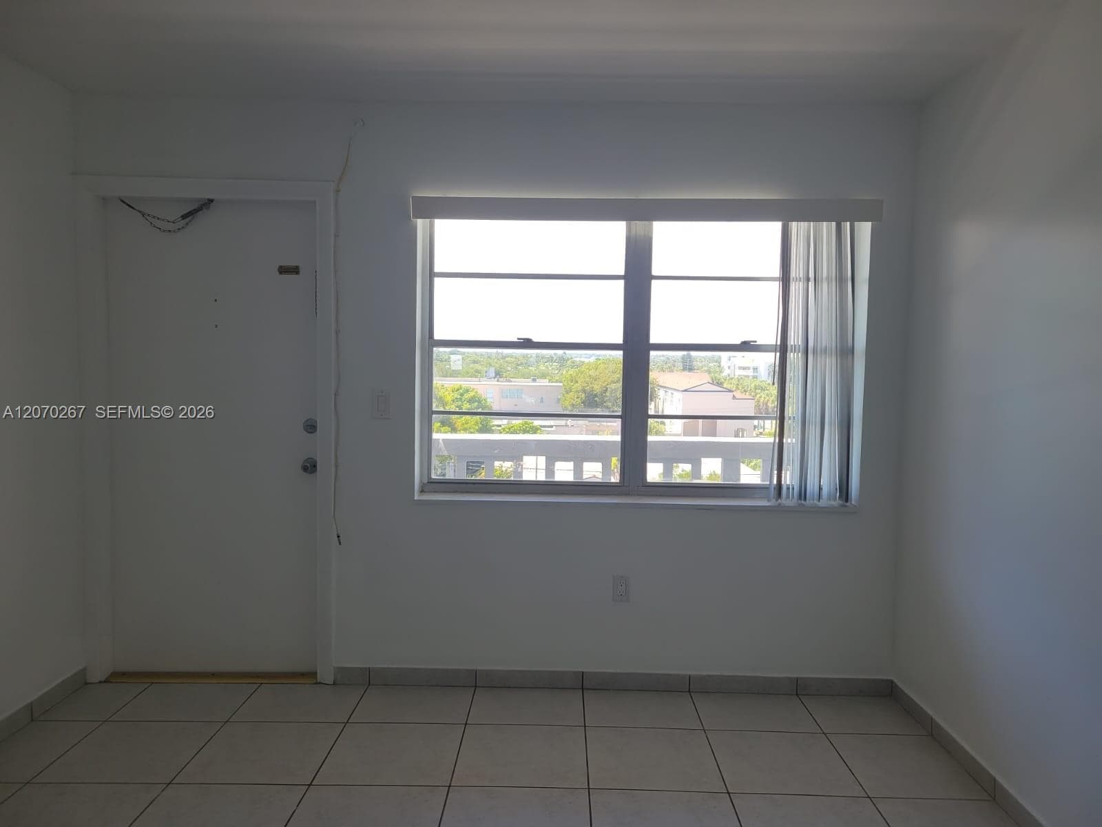 CARLYLE PLAZA CONDO · #604 in Miami Beach - Photo 7