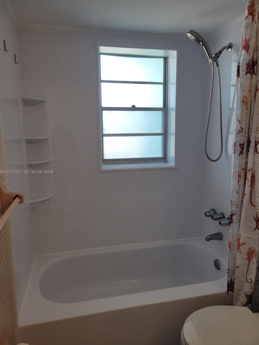 CARLYLE PLAZA CONDO · #604 in Miami Beach - Photo 28