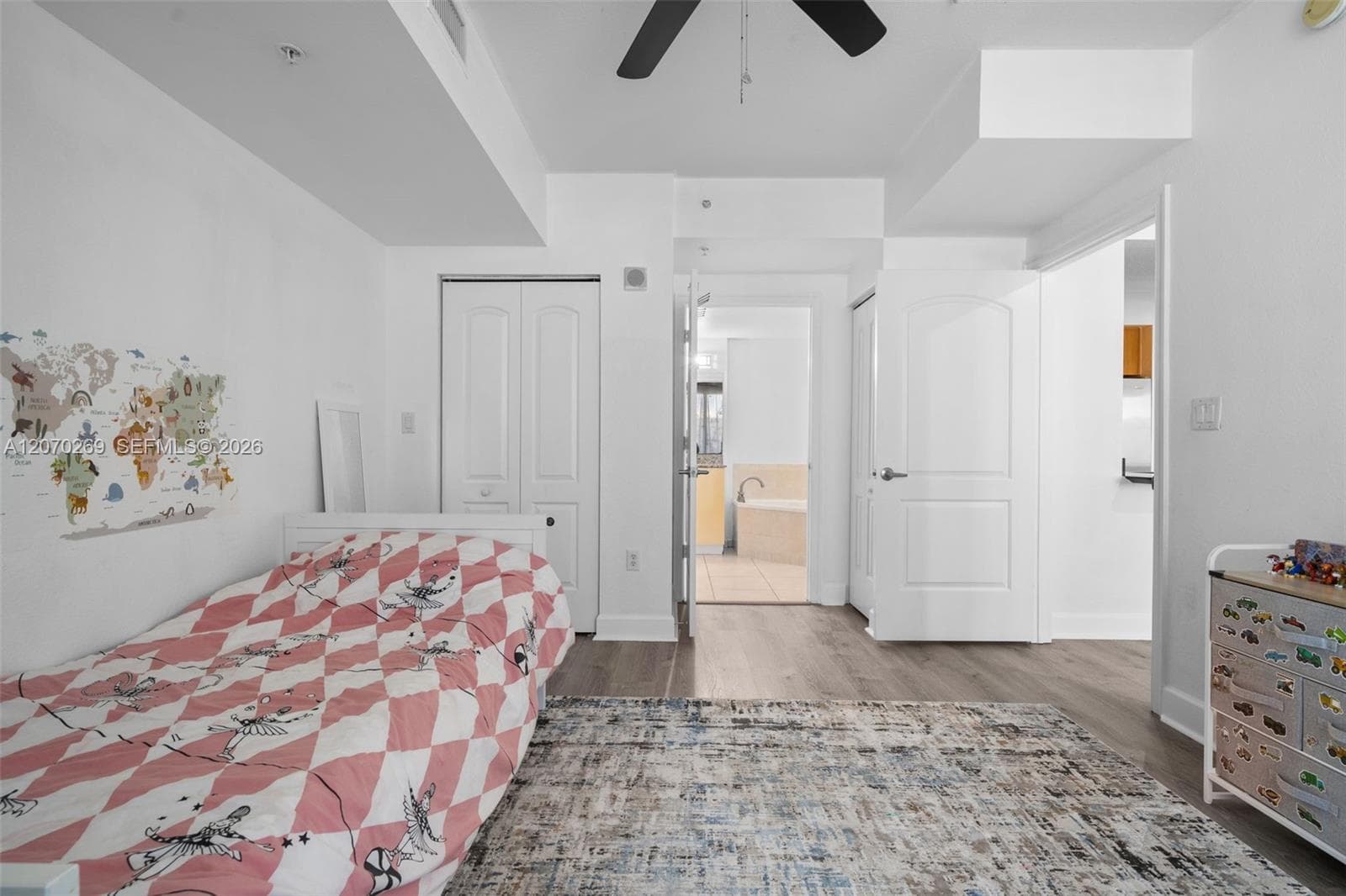 RADIUS CONDOMINIUM · #903 in Hollywood - Photo 22